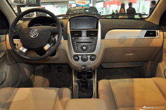 2013款凯越1.5L手动经典型 钛银