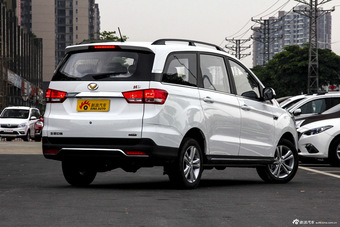 2015款幻速H3 1.5L手动豪华型