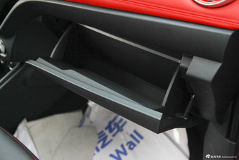 2016款哈弗H1 1.5L手动豪华型蓝标