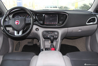 2014款菲亚特致悦1.4T自动豪华运动版