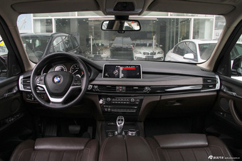 2014款宝马X5 3.0T自动xDrive35i 尊享型图片