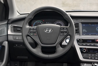 2016款索纳塔九2.0L hybrid HS领先型