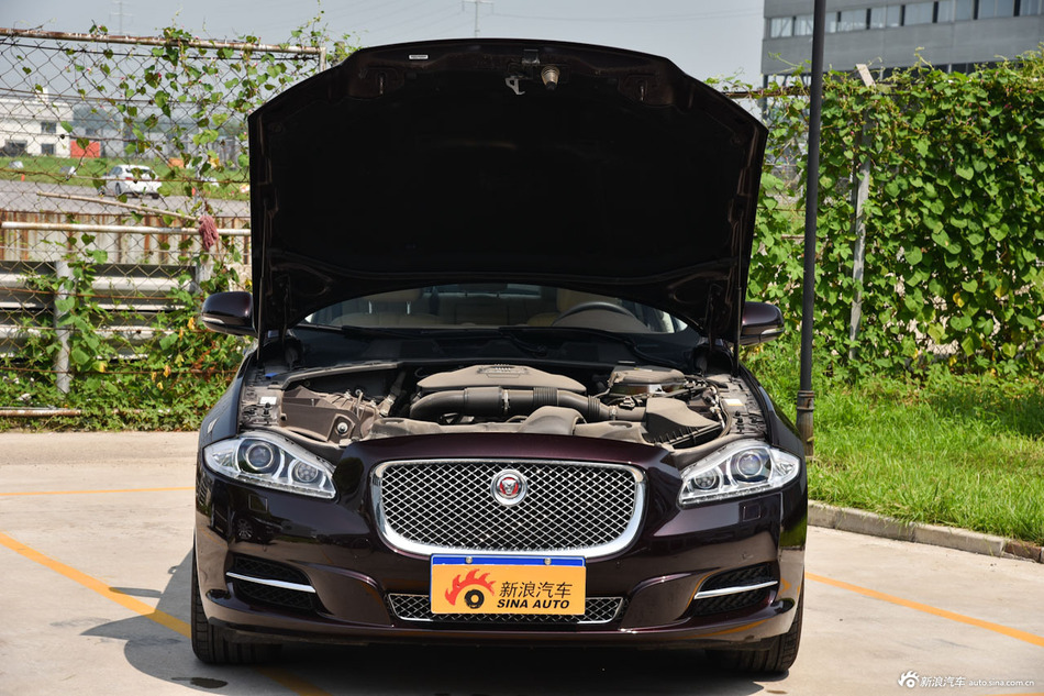 2015款捷豹XJL 3.0 SC典雅商务80周年典藏版
