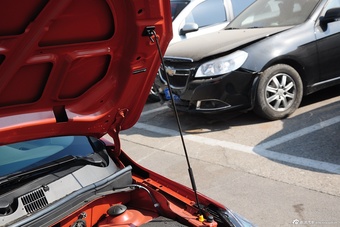 2015款3 1.3L AMT理想版