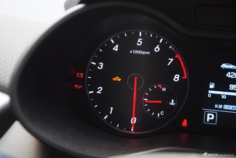 2015款现代飞思 1.6T自动尊享版