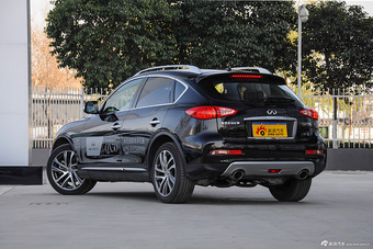 2015款英菲尼迪QX50L自动豪华版