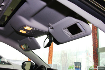 2014款奔腾B90 1.8T自动豪华型到店实拍