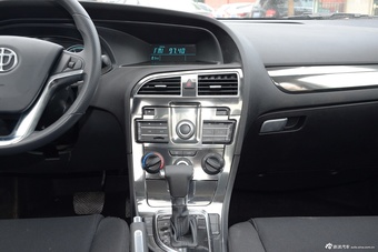 2017款中华H530 1.6L自动舒适型