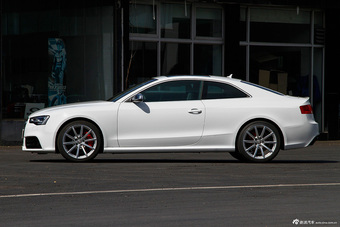 2014款奥迪RS5 Coupe 特别版