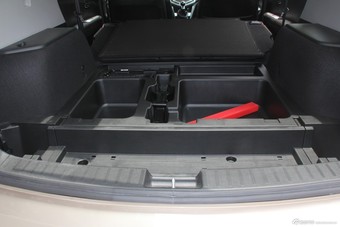 2014款比亚迪S6 1.5TI手动旗舰型