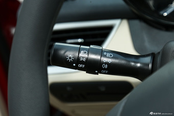 2015款艾瑞泽7 1.6L手动致领版