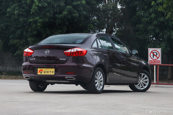 2015款海马M6 1.5T手动豪华型