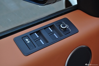 2015款揽胜运动版3.0 V6 SC HSE