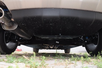 2015款纳智捷优6 SUV 1.8T智尊型