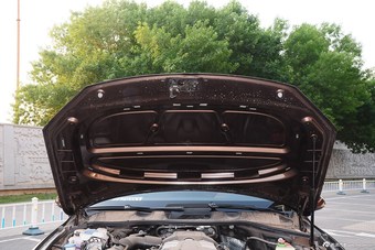 2011款途锐V6 3.0TSI汽油舒适型