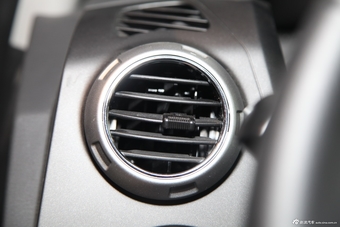 2014款爱腾2.3L四驱自动豪华汽油版