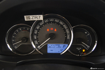 2014款卡罗拉1.6L手动GL