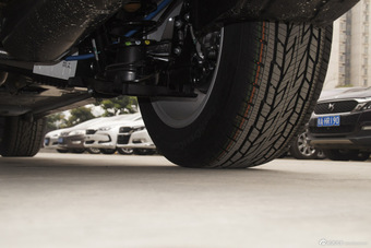 2016款DS 6 1.6T自动舒适版THP160