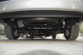 2016款风光370 1.5L手动标准版7座