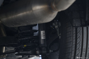 2015款速锐1.5L自动豪华型