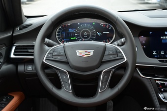 2016款凯迪拉克CT6 2.0T自动28T领先型