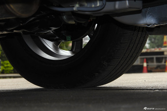 2015款V CROSS 1.5L手动智趣型