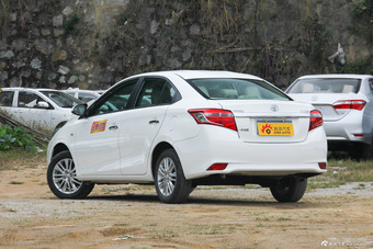 2014款威驰1.5L自动智尊版