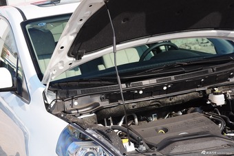 2015款马自达8 2.5L自动领航版