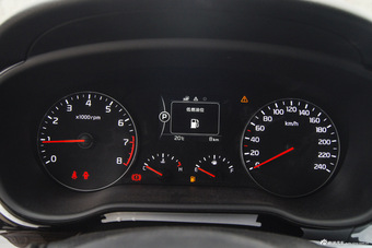 2014款起亚K4 1.8L自动GLS