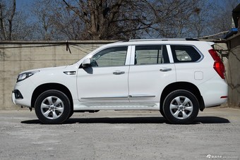 2016款哈弗H9 2.0T自动豪华型7座