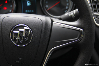 2015款君威1.6T自动领先技术型