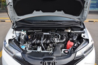 2016款飞度1.5L CVT LX舒适天窗型