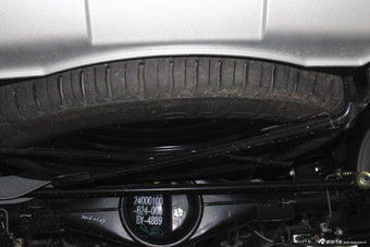 2016款北汽幻速S3 1.5L手动创业型国V