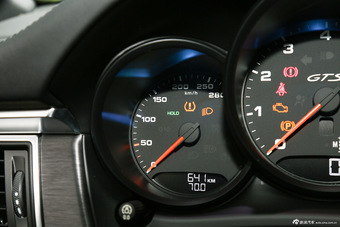 2017款Macan GTS 3.0T自动