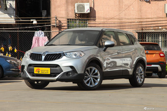 2015款中华V3 1.5L手动精英型图片