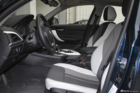 2015款宝马1系118i 1.6T自动都市设计套装