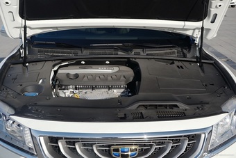 2016款吉利博瑞2.4L自动豪华型图片