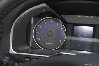 2016款吉利帝豪1.5L自动三厢向上版