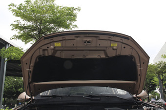 2016款野马T70 1.8L手动精英版