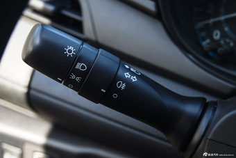 2014款威驰1.5L自动智臻版