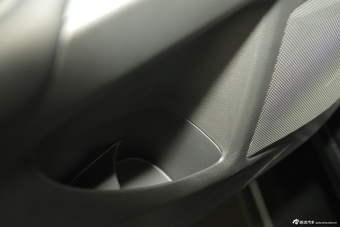 2013款天籁2.0L XL舒适版