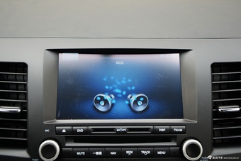 2016款翼神1.8L 手动黑白复刻版