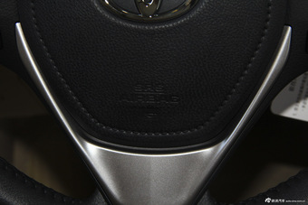 2014款卡罗拉1.6L自动GL-i真皮版