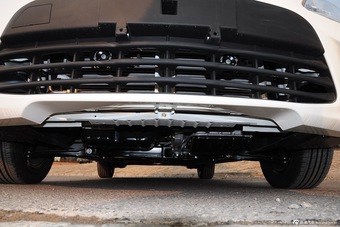 2015款绅宝D20两厢1.5L自动乐享版