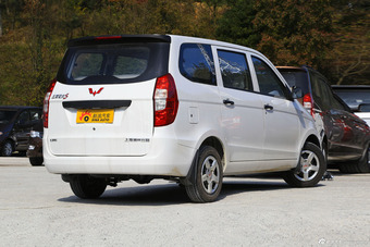 2015款五菱宏光S 1.2L手动基本型 国IV