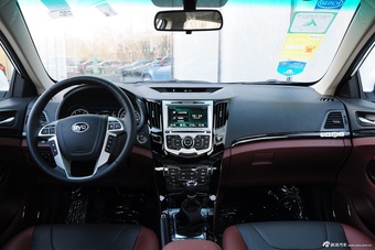 2015款速锐1.5L手动豪华型图片