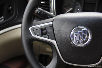 2014款GL8商务车3.0L自动GT豪华商务豪雅版