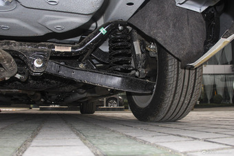 2015款艾瑞泽7 1.6L手动致享版