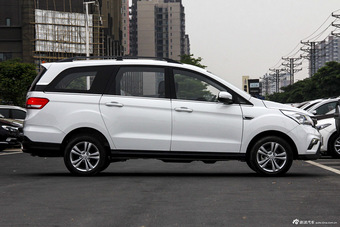 2015款幻速H3 1.5L手动豪华型