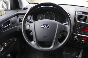 2013款狮跑 2.0L自动两驱DLX